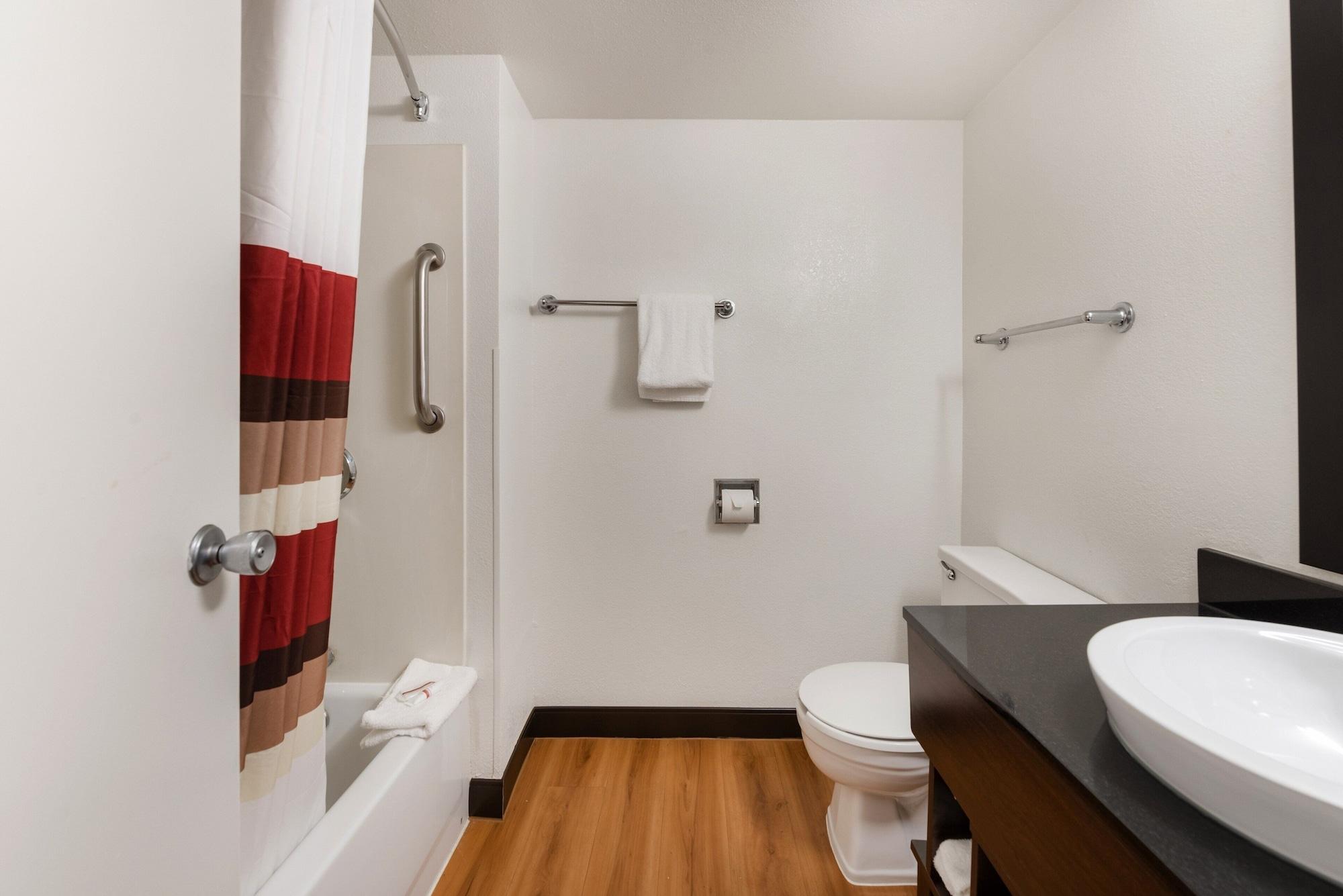 Red Roof Inn Plus+ Columbus - ワージントン エクステリア 写真