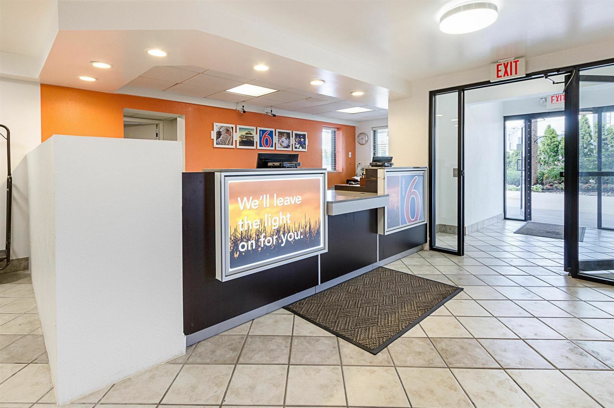Red Roof Inn Plus+ Columbus - ワージントン エクステリア 写真