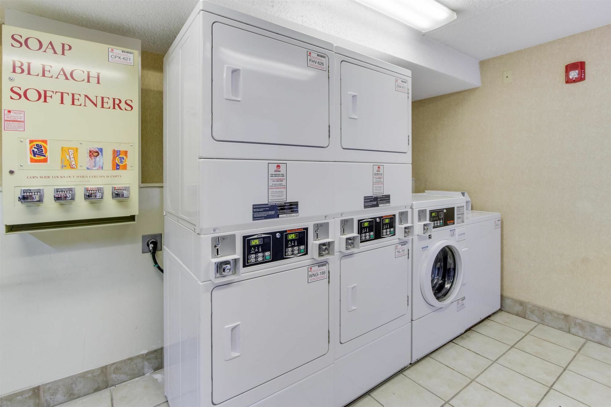 Red Roof Inn Plus+ Columbus - ワージントン エクステリア 写真