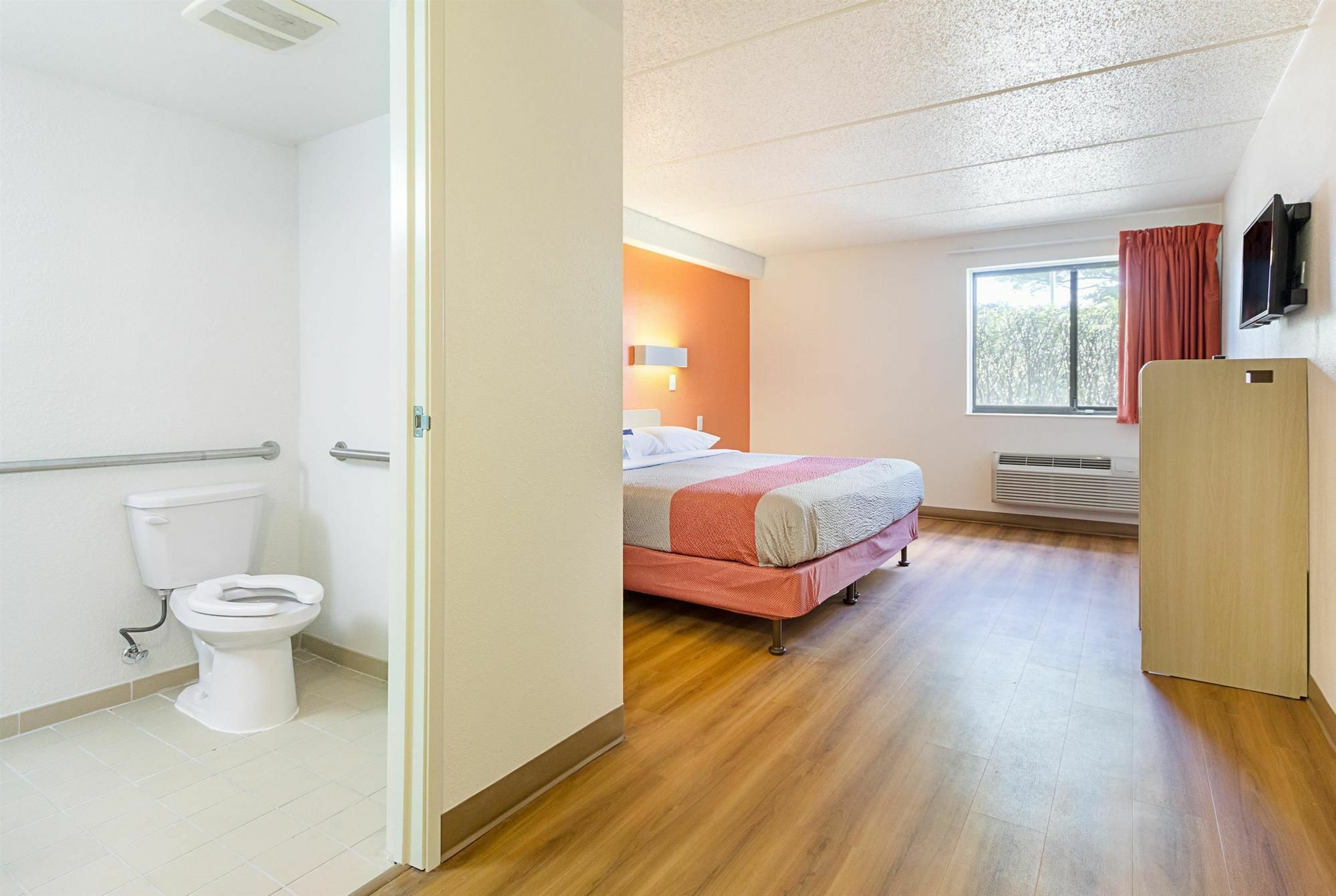 Red Roof Inn Plus+ Columbus - ワージントン エクステリア 写真